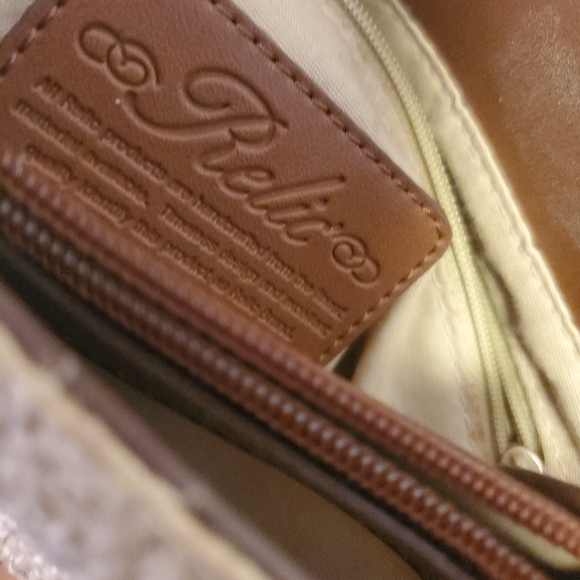 New Green Shoulderbag - Picture 2 of 8